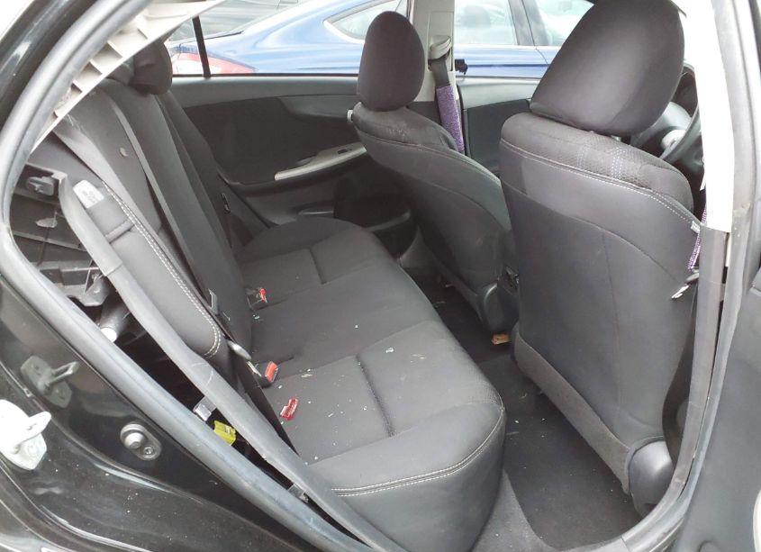 Photo 8 of 2013 Toyota Corolla S (VIN 2T1BU4EE2DC978679)