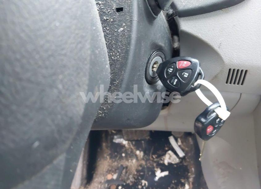 Photo 11 of 2013 Toyota Corolla L (VIN 2T1BU4EE2DC987804)