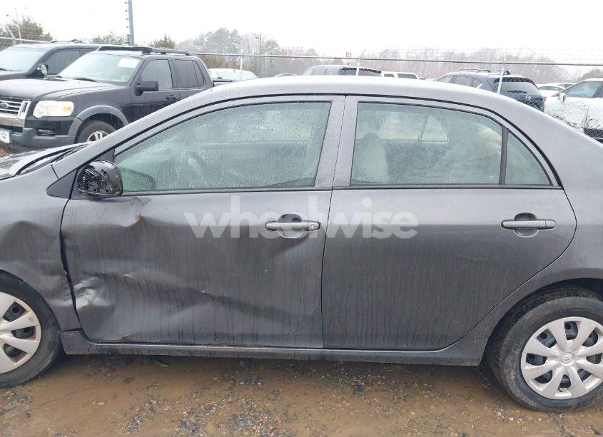 Photo 14 of 2013 Toyota Corolla L (VIN 2T1BU4EE2DC987804)