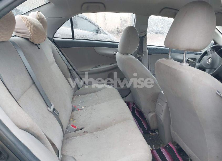 Photo 8 of 2013 Toyota Corolla L (VIN 2T1BU4EE2DC987804)