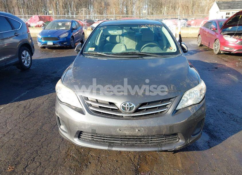Photo 12 of 2013 Toyota Corolla LE (VIN 2T1BU4EE2DC996342)