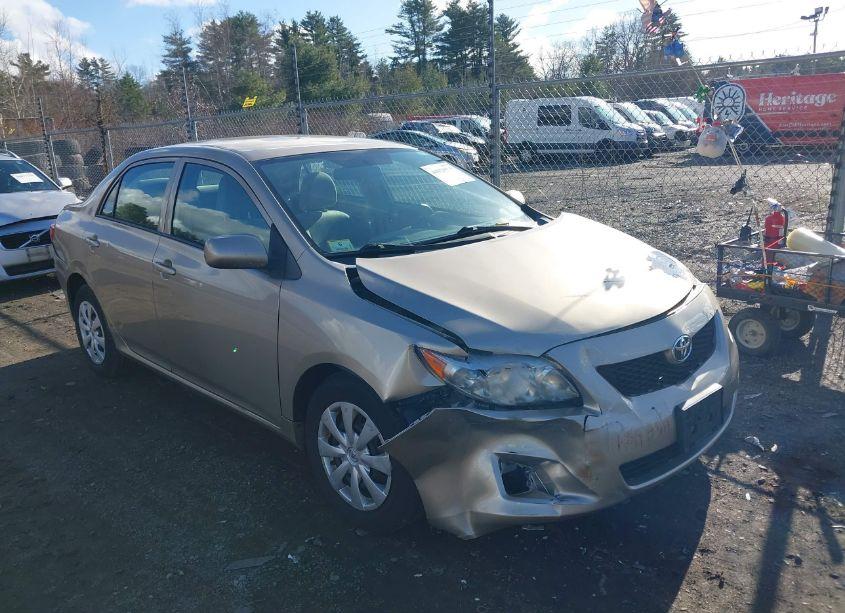 2010 Toyota Corolla LE (VIN 2T1BU4EE3AC264720) main photo