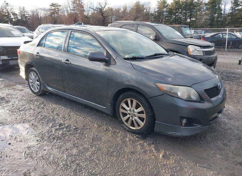 2010 Toyota Corolla S (VIN 2T1BU4EE3AC279136) main photo