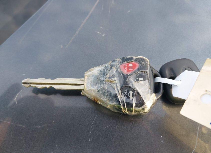 Photo 11 of 2010 Toyota Corolla S (VIN 2T1BU4EE3AC279136)