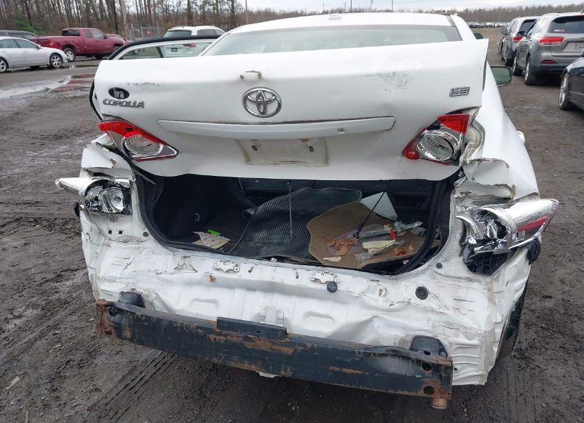 Photo 6 of 2010 Toyota Corolla LE (VIN 2T1BU4EE3AC281632)