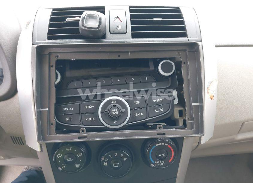 Photo 13 of 2010 Toyota Corolla LE (VIN 2T1BU4EE3AC286152)