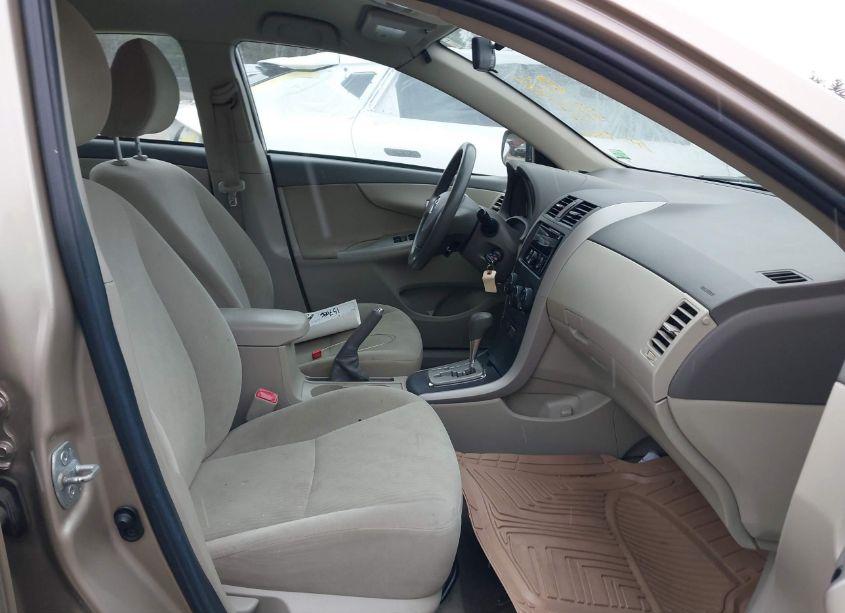 Photo 5 of 2010 Toyota Corolla LE (VIN 2T1BU4EE3AC327783)