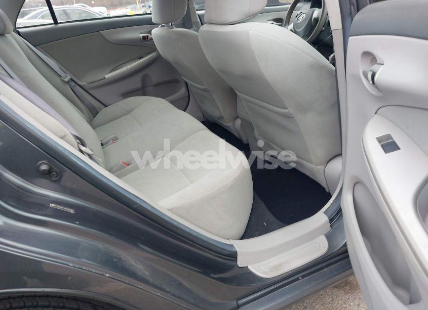 Photo 8 of 2010 Toyota Corolla LE (VIN 2T1BU4EE3AC349671)