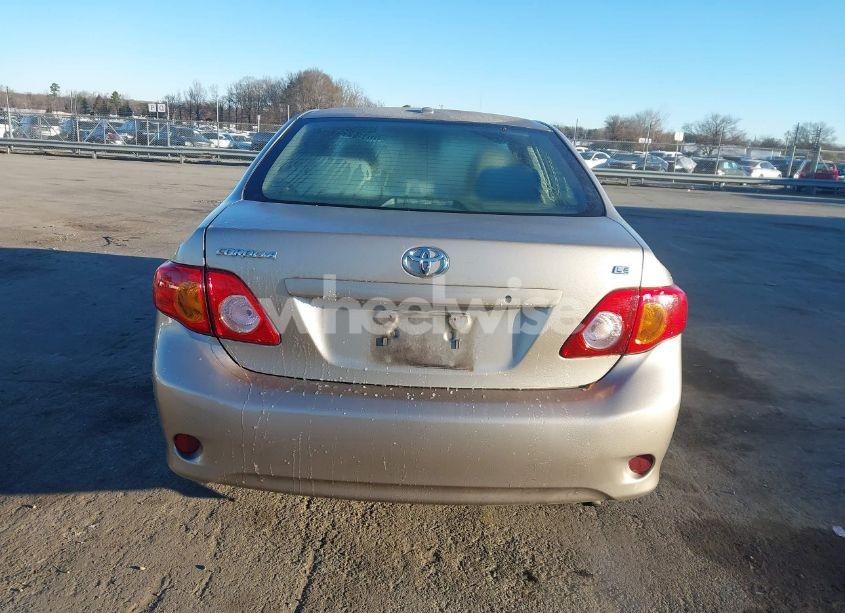 Photo 16 of 2010 Toyota Corolla LE (VIN 2T1BU4EE3AC371802)