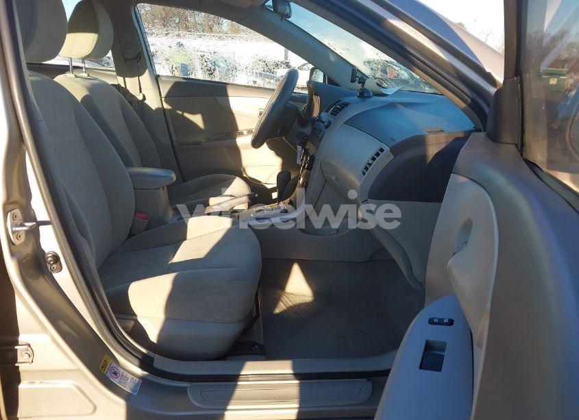 Photo 5 of 2010 Toyota Corolla LE (VIN 2T1BU4EE3AC371802)