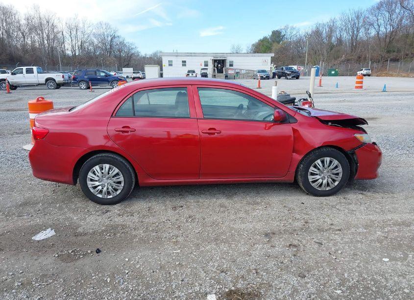 Photo 13 of 2010 Toyota Corolla LE (VIN 2T1BU4EE3AC374697)