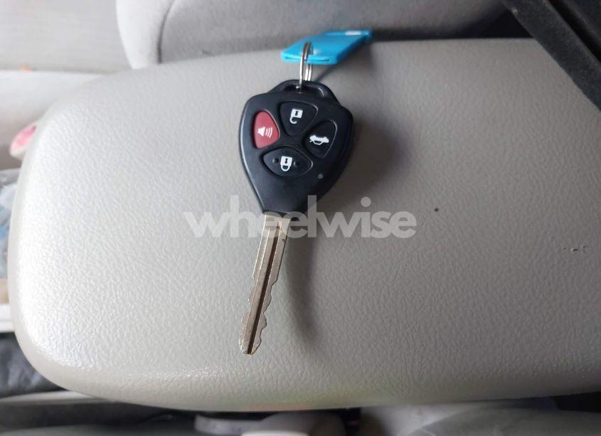 Photo 11 of 2010 Toyota Corolla LE (VIN 2T1BU4EE3AC506227)