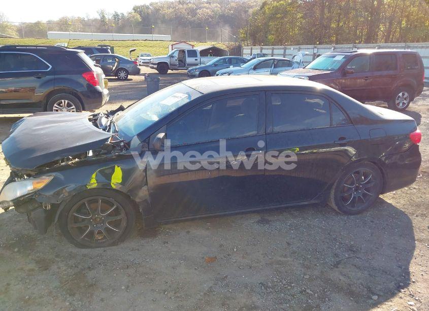 Photo 13 of 2011 Toyota Corolla LE (VIN 2T1BU4EE3BC550181)