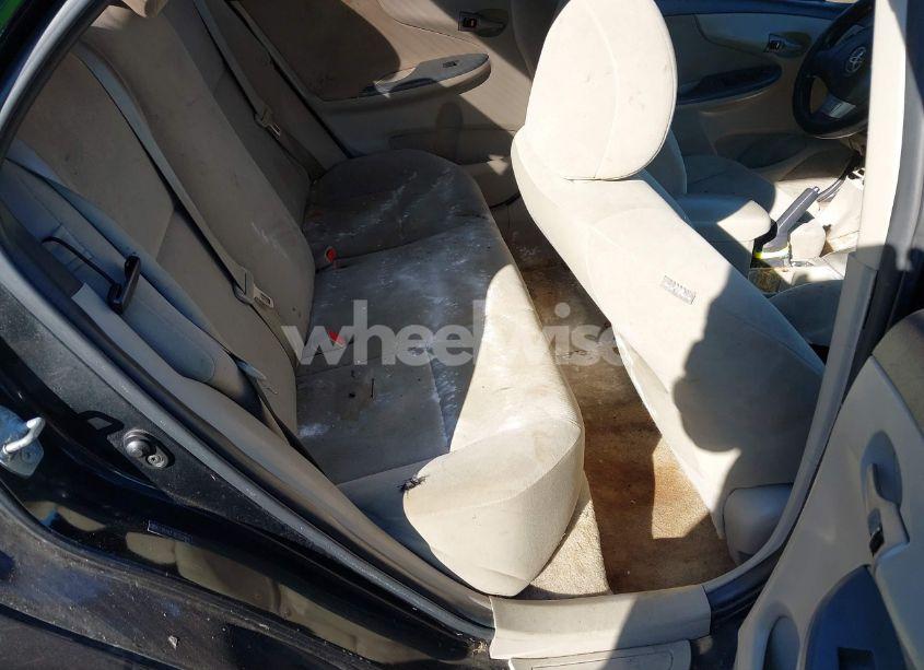 Photo 8 of 2011 Toyota Corolla LE (VIN 2T1BU4EE3BC550181)