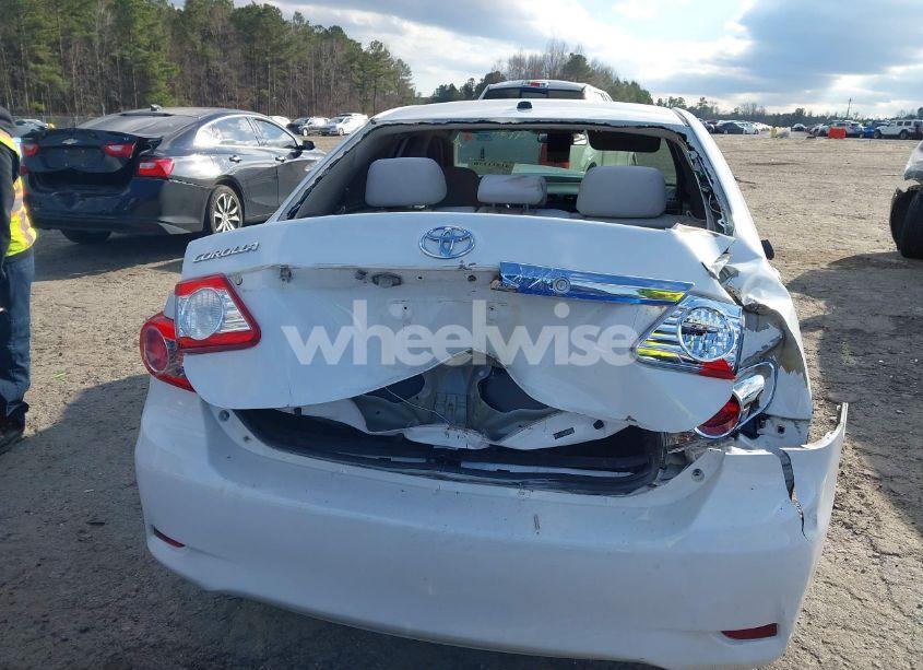 Photo 17 of 2011 Toyota Corolla LE (VIN 2T1BU4EE3BC581754)