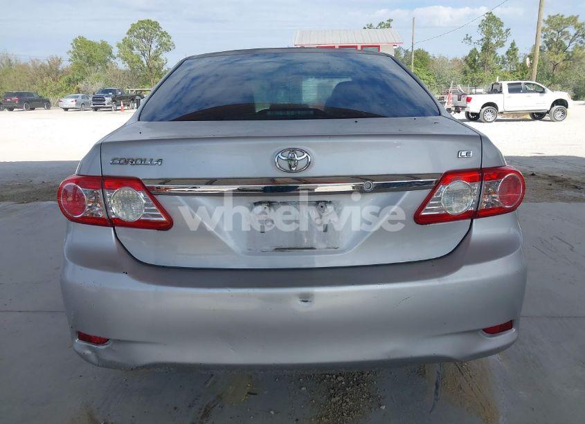 Photo 16 of 2011 Toyota Corolla LE (VIN 2T1BU4EE3BC582970)