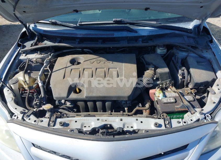 Photo 10 of 2011 Toyota Corolla LE (VIN 2T1BU4EE3BC599882)