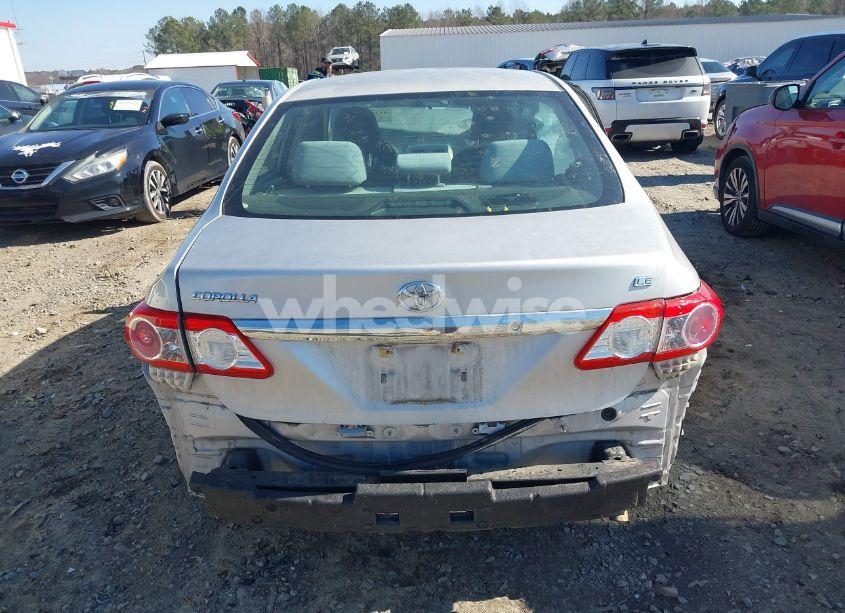 Photo 15 of 2011 Toyota Corolla LE (VIN 2T1BU4EE3BC599882)