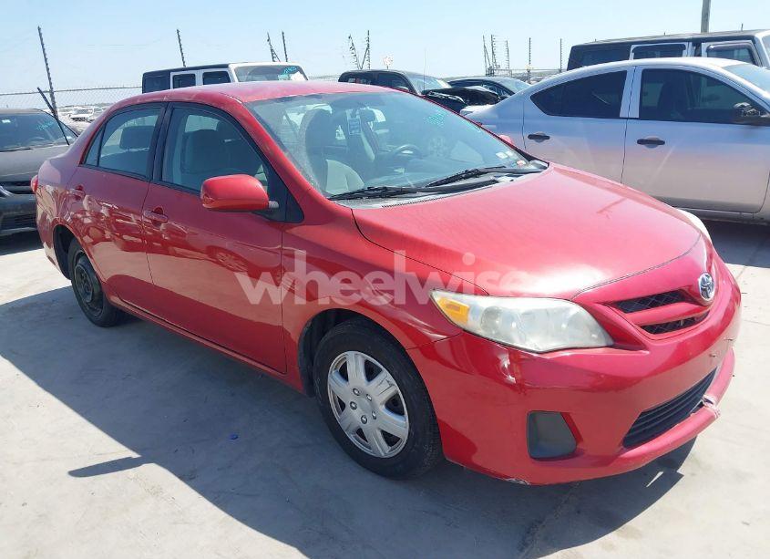 2011 Toyota Corolla LE (VIN 2T1BU4EE3BC613926) main photo