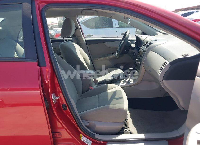 Photo 5 of 2011 Toyota Corolla LE (VIN 2T1BU4EE3BC613926)