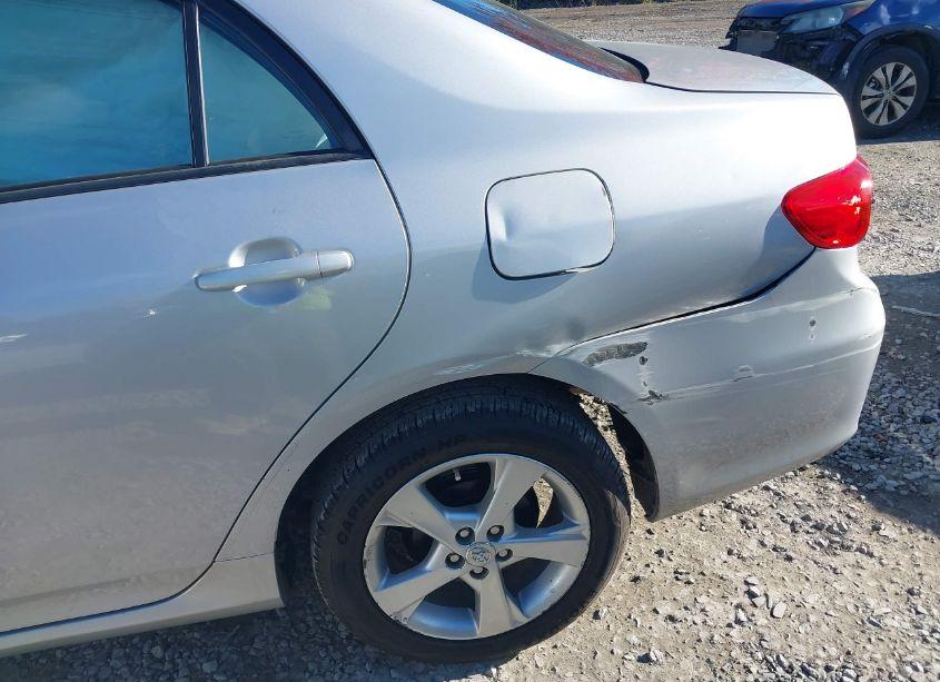 Photo 6 of 2011 Toyota Corolla LE (VIN 2T1BU4EE3BC635277)