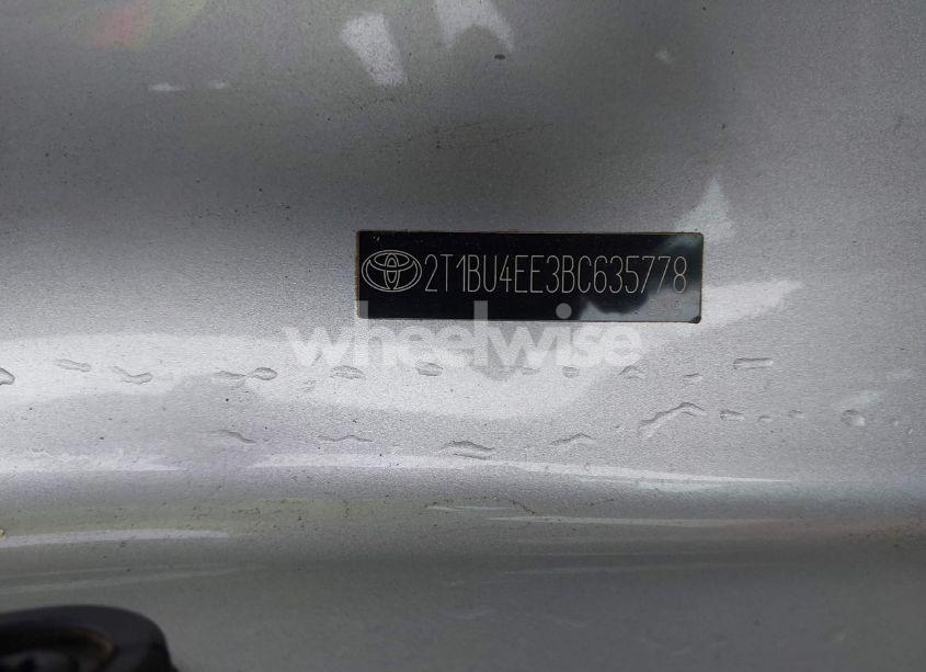 Photo 9 of 2011 Toyota Corolla S (VIN 2T1BU4EE3BC635778)