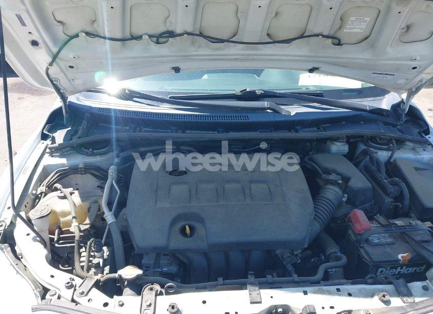 Photo 10 of 2011 Toyota Corolla LE (VIN 2T1BU4EE3BC654749)