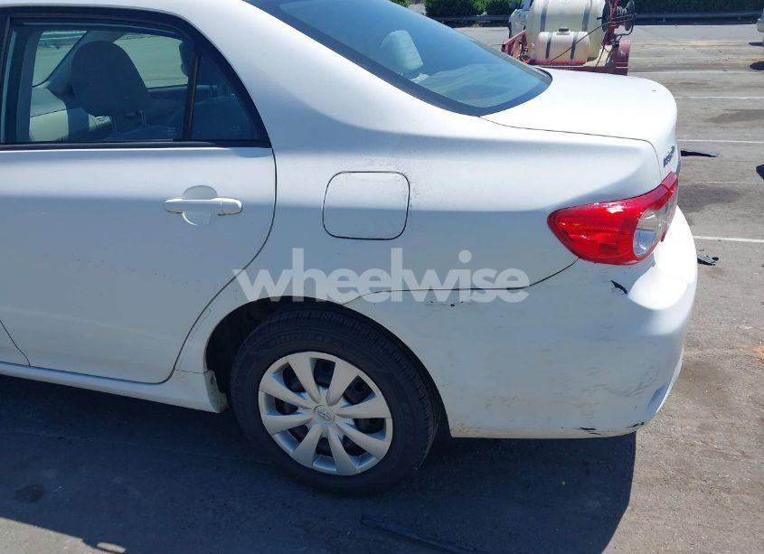 Photo 12 of 2011 Toyota Corolla LE (VIN 2T1BU4EE3BC654749)