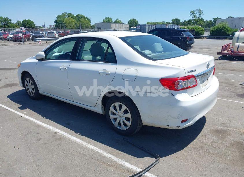 Photo 3 of 2011 Toyota Corolla LE (VIN 2T1BU4EE3BC654749)