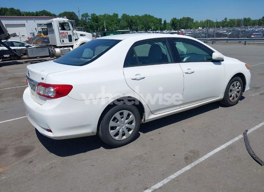 Photo 4 of 2011 Toyota Corolla LE (VIN 2T1BU4EE3BC654749)