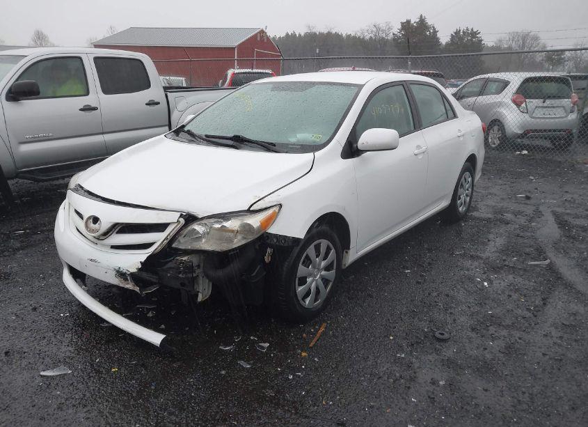 Photo 2 of 2011 Toyota Corolla LE (VIN 2T1BU4EE3BC654766)