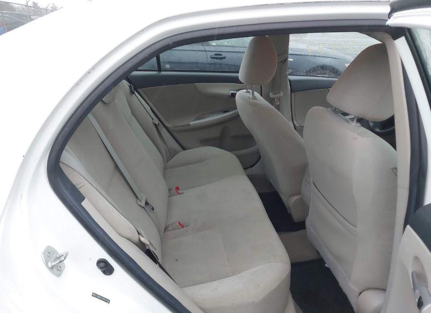 Photo 8 of 2011 Toyota Corolla LE (VIN 2T1BU4EE3BC654766)