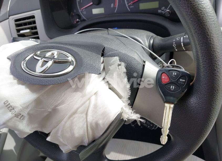 Photo 11 of 2011 Toyota Corolla LE (VIN 2T1BU4EE3BC655772)