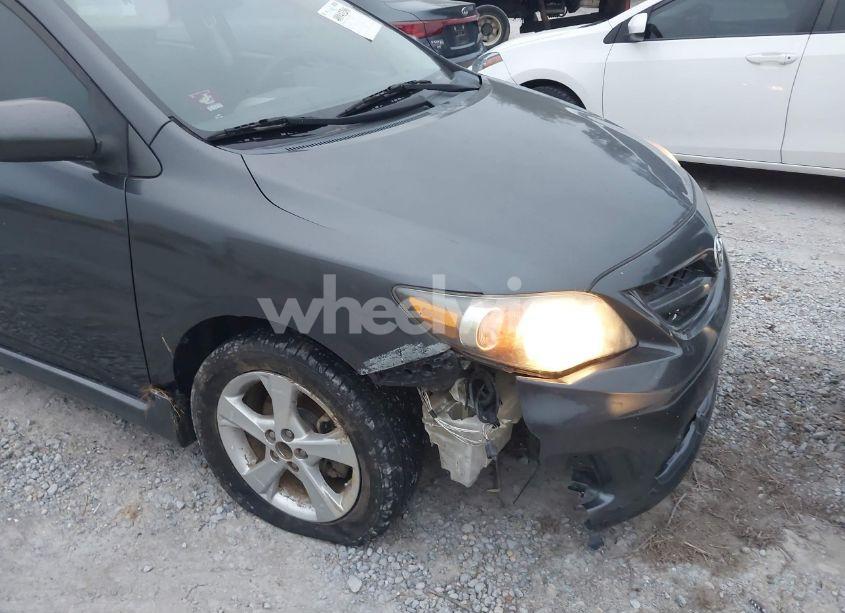 Photo 6 of 2011 Toyota Corolla S (VIN 2T1BU4EE3BC672300)