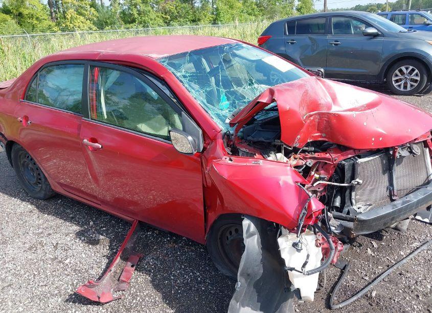 Photo 12 of 2011 Toyota Corolla LE (VIN 2T1BU4EE3BC676573)