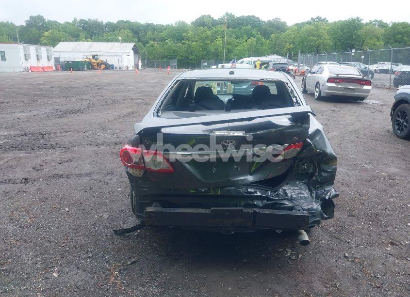 Photo 16 of 2011 Toyota Corolla S (VIN 2T1BU4EE3BC695141)