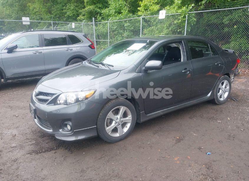 Photo 2 of 2011 Toyota Corolla S (VIN 2T1BU4EE3BC695141)