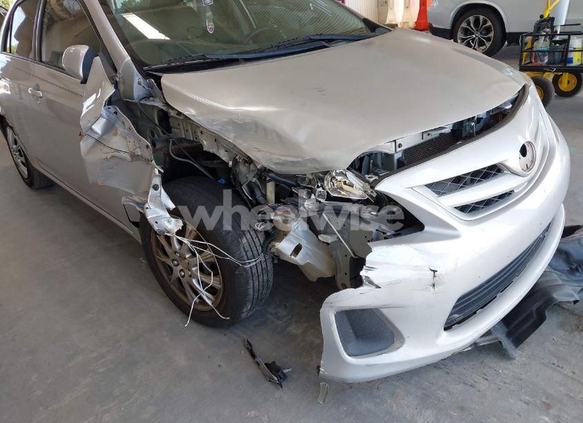 Photo 6 of 2011 Toyota Corolla LE (VIN 2T1BU4EE3BC719888)