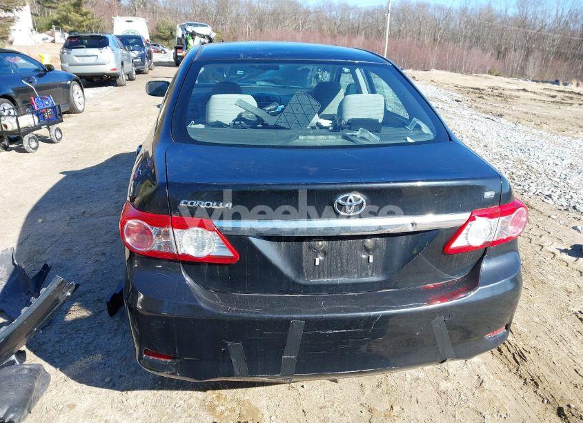 Photo 17 of 2011 Toyota Corolla LE (VIN 2T1BU4EE3BC720054)