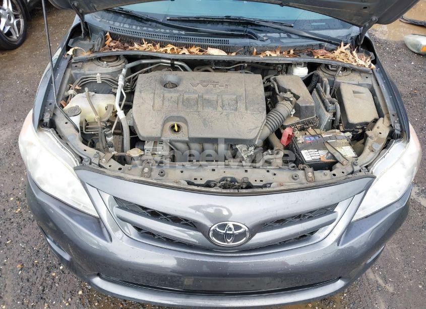 Photo 10 of 2011 Toyota Corolla LE (VIN 2T1BU4EE3BC723777)