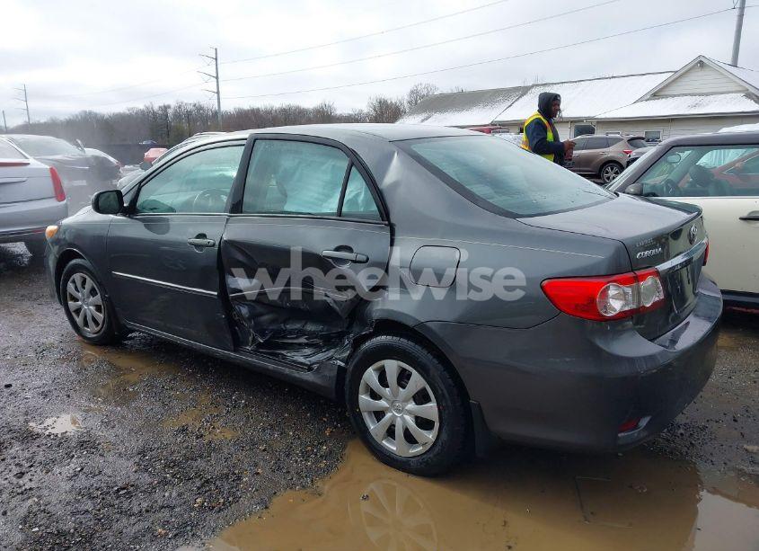 Photo 3 of 2011 Toyota Corolla LE (VIN 2T1BU4EE3BC723777)