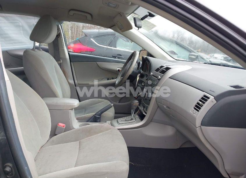 Photo 5 of 2011 Toyota Corolla LE (VIN 2T1BU4EE3BC723777)