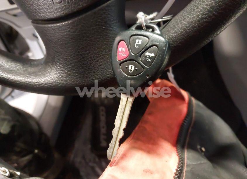 Photo 11 of 2011 Toyota Corolla LE (VIN 2T1BU4EE3BC727876)