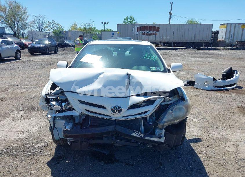 Photo 12 of 2011 Toyota Corolla S (VIN 2T1BU4EE3BC729367)