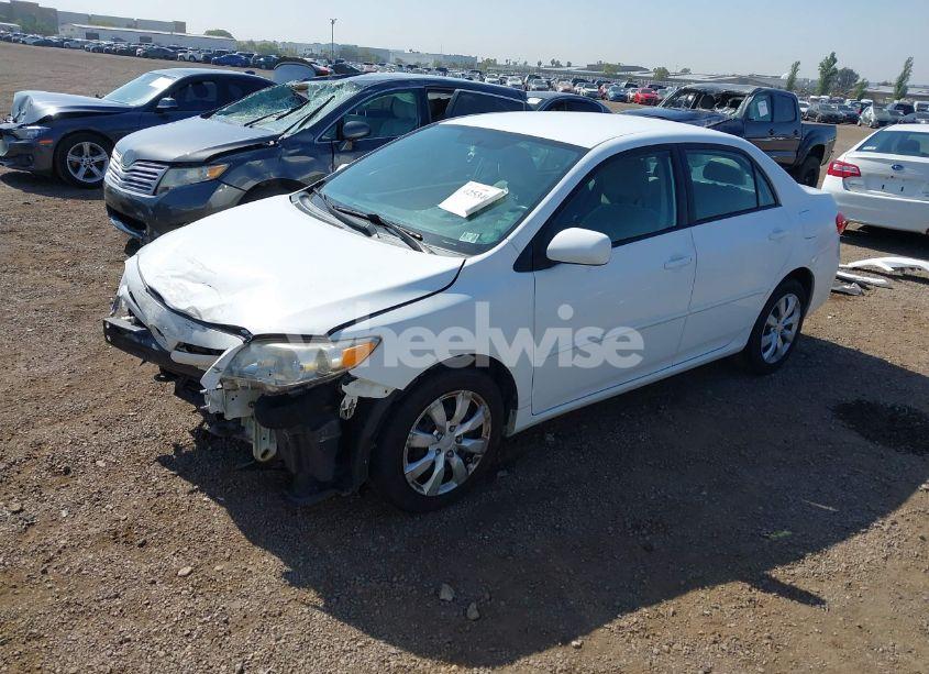 Photo 2 of 2012 Toyota Corolla LE (VIN 2T1BU4EE3CC768297)
