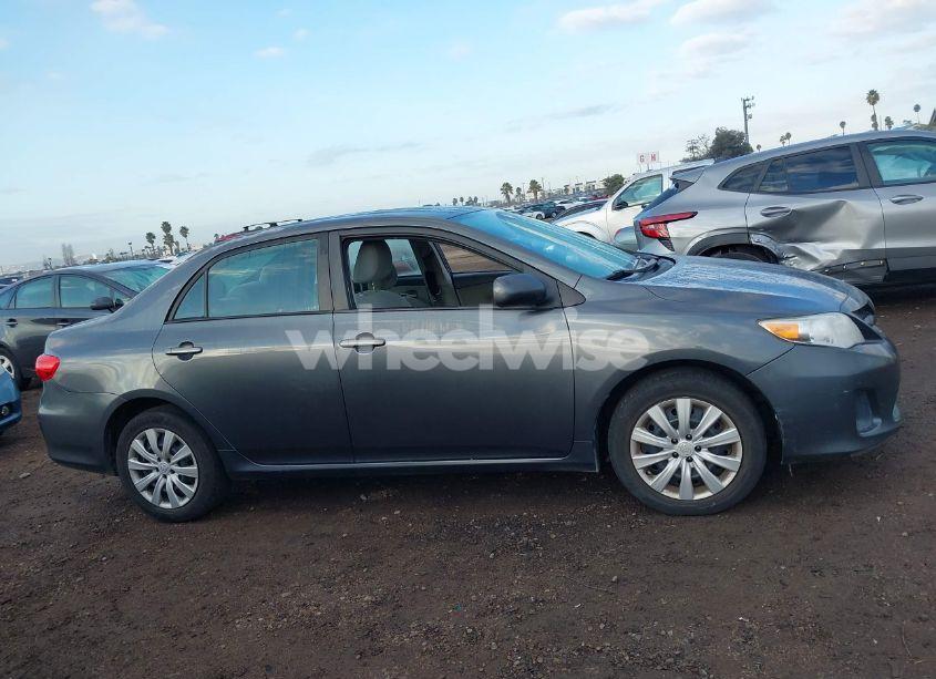 Photo 13 of 2012 Toyota Corolla LE (VIN 2T1BU4EE3CC768722)