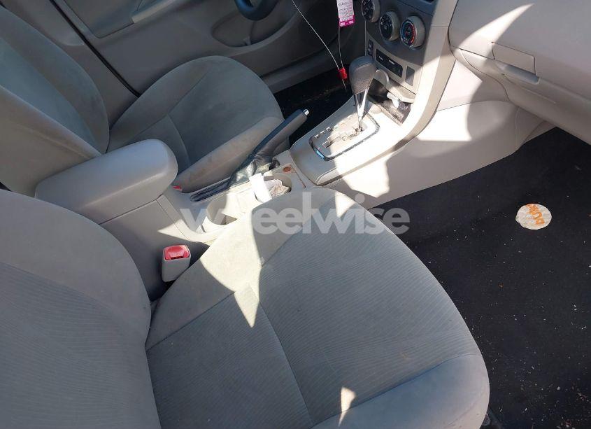 Photo 5 of 2012 Toyota Corolla LE (VIN 2T1BU4EE3CC771071)