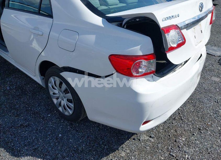 Photo 6 of 2012 Toyota Corolla LE (VIN 2T1BU4EE3CC771071)