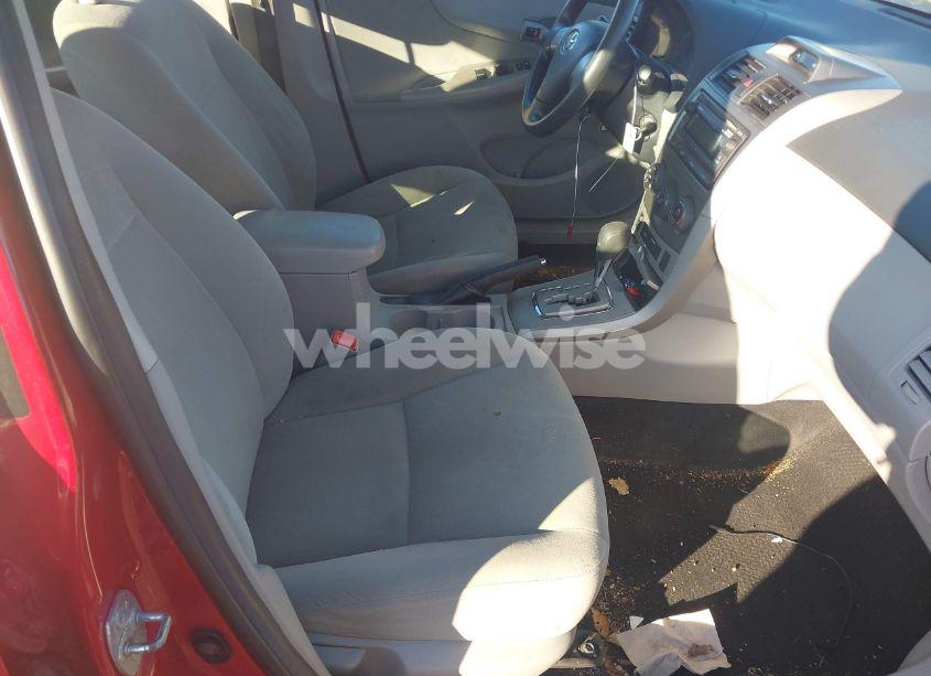 Photo 5 of 2012 Toyota Corolla LE (VIN 2T1BU4EE3CC789022)