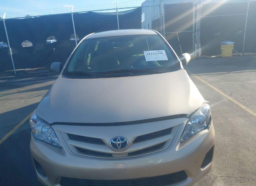 Photo 12 of 2012 Toyota Corolla LE (VIN 2T1BU4EE3CC850174)